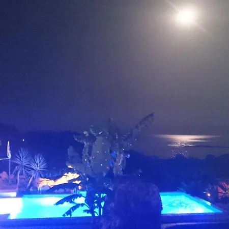 Castel Smeralda Comfortable Holiday Villa